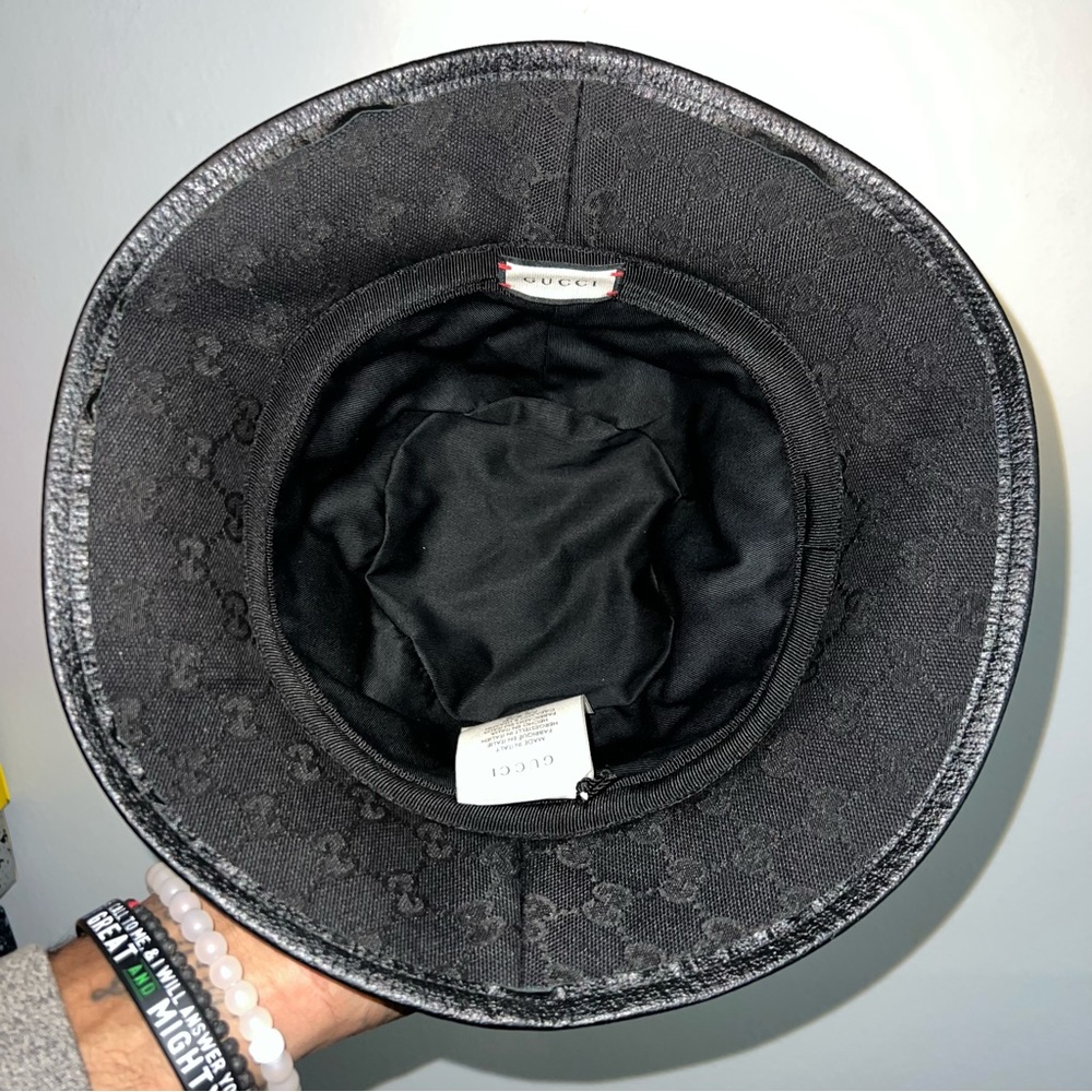 Gucci Canvas Bucket Hat with Double Gs - Picture 2 of 2